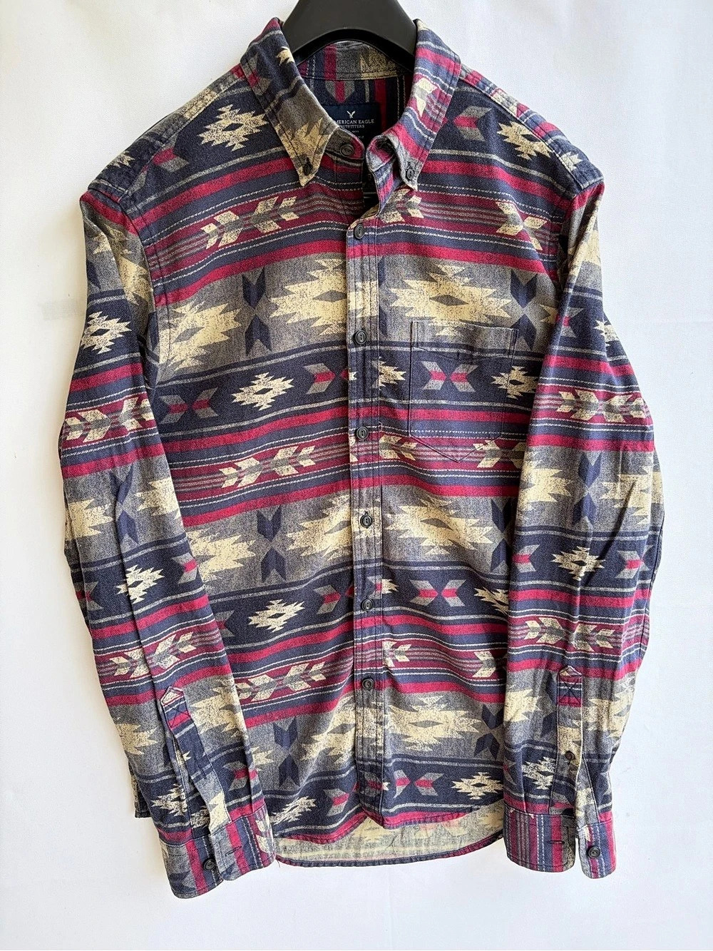 American Eagle Outfitters Classic Fit Men's Geometric Button Down Blue Red Size